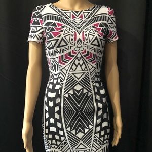 Multicolor dress with back zipper XS
